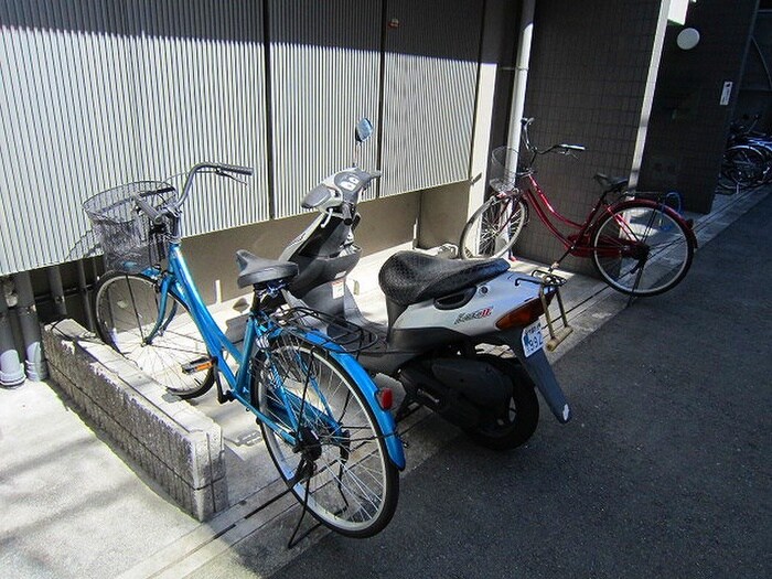 東三国エンシンビルの物件外観写真