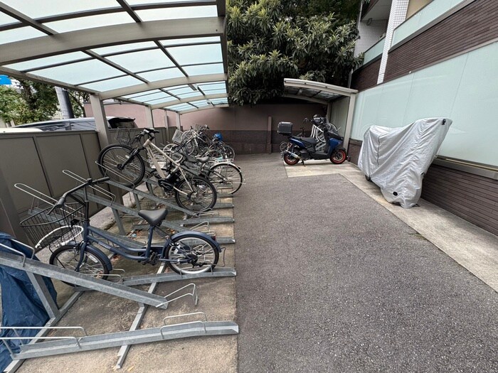 サクシード宝ヶ池の物件外観写真