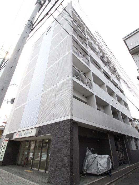 レヴィア七条の物件外観写真