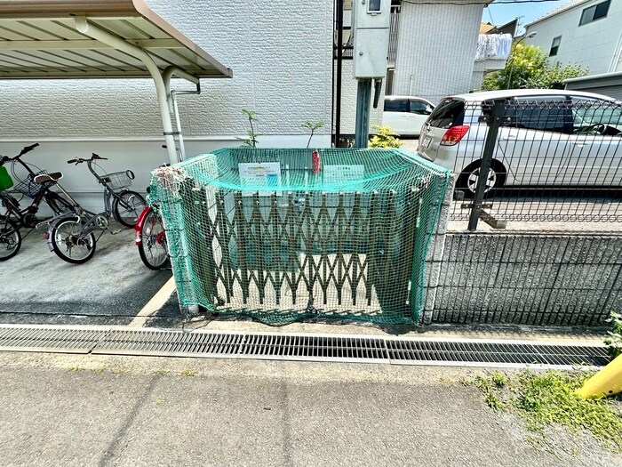 エバーグリーンハイツA棟の物件外観写真