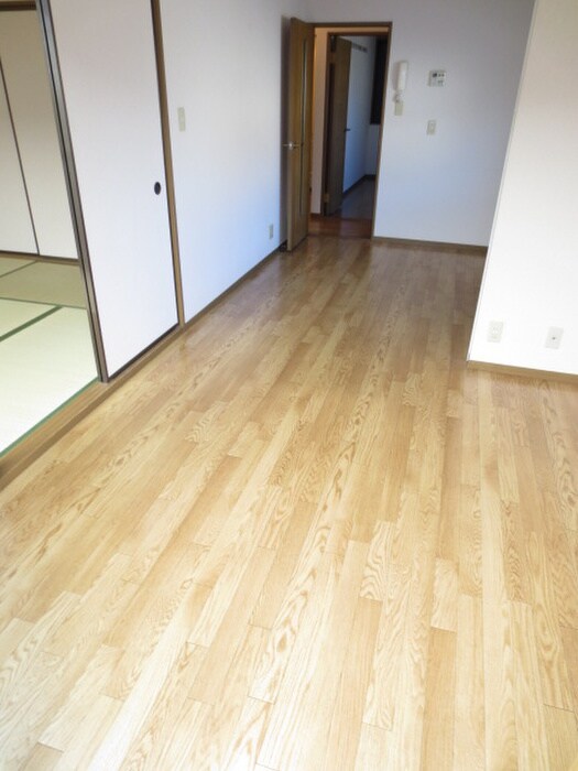 エバーグリーンハイツA棟の物件内観写真