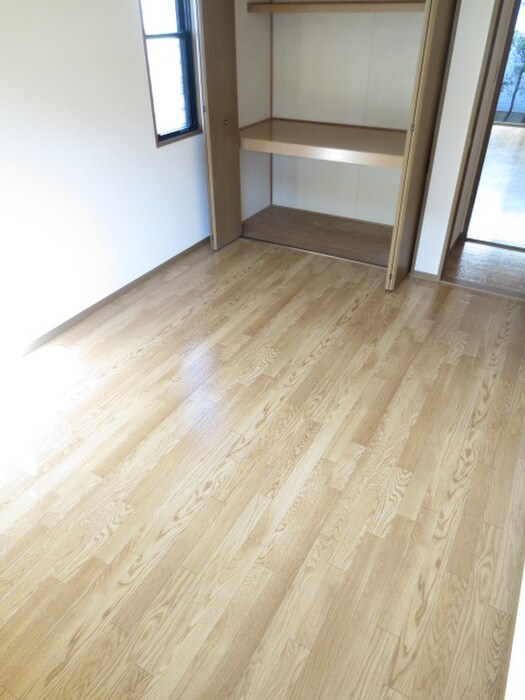 エバーグリーンハイツA棟の物件内観写真