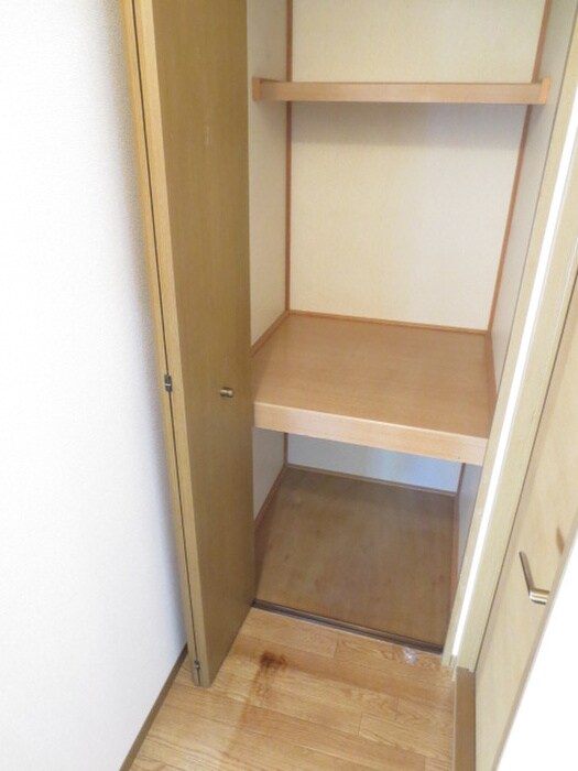 エバーグリーンハイツA棟の物件内観写真