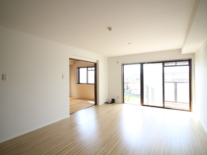 シェルプール参番館の物件内観写真