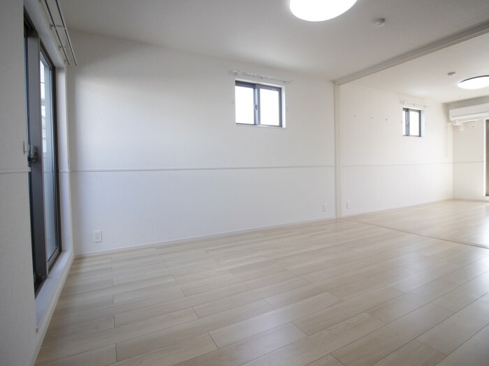 フラワータウン ジャスミンの物件内観写真