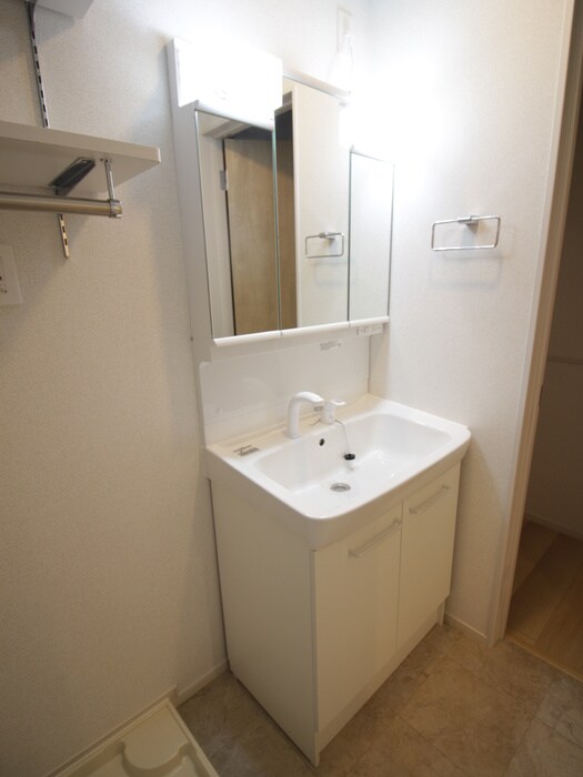 フラワータウン ジャスミンの物件内観写真