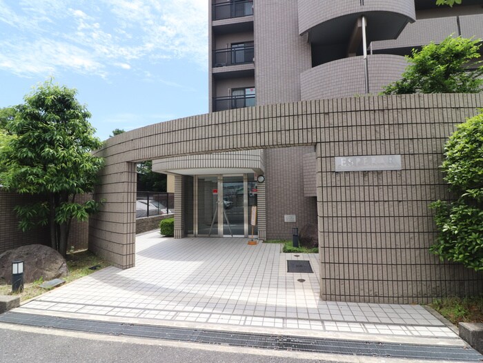 エスペラ－ルの物件外観写真