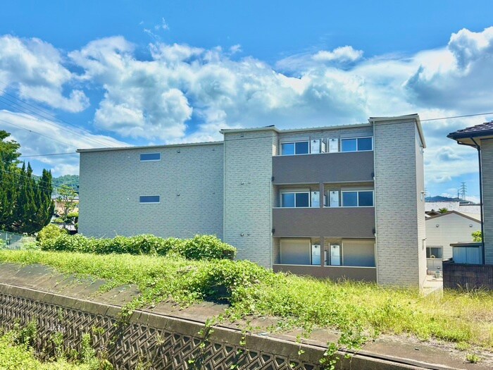 アート星田駅前の物件外観写真