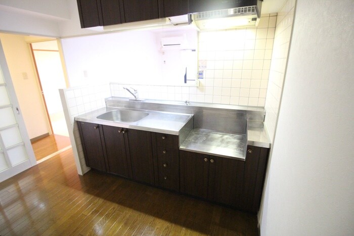 ノイシュロス御室南の物件内観写真