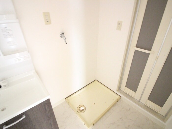 ノイシュロス御室南の物件内観写真