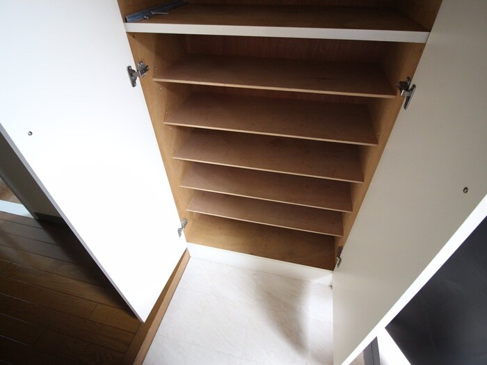 ノイシュロス御室南の物件内観写真