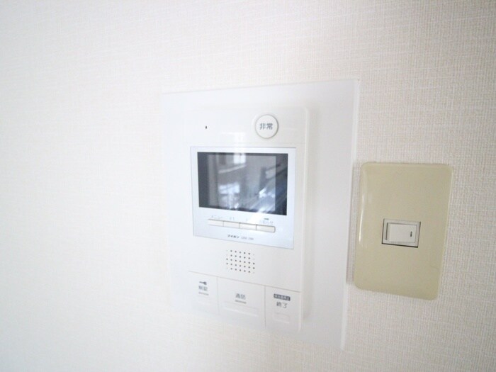 ノイシュロス御室南の物件内観写真