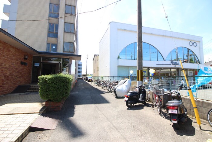 シャトーウメダの物件外観写真