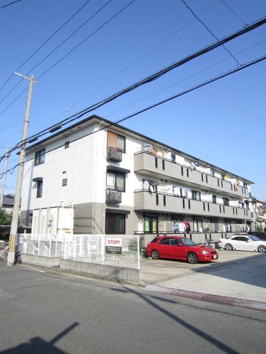 センチュリーコートの物件外観写真