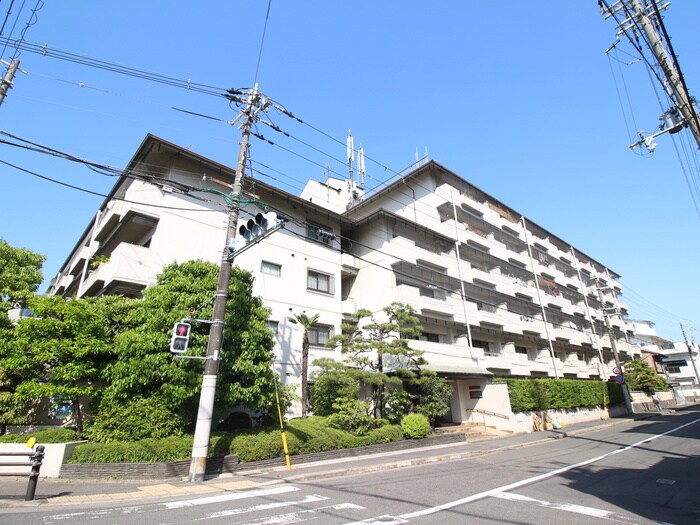 第２くめマンションの物件外観写真