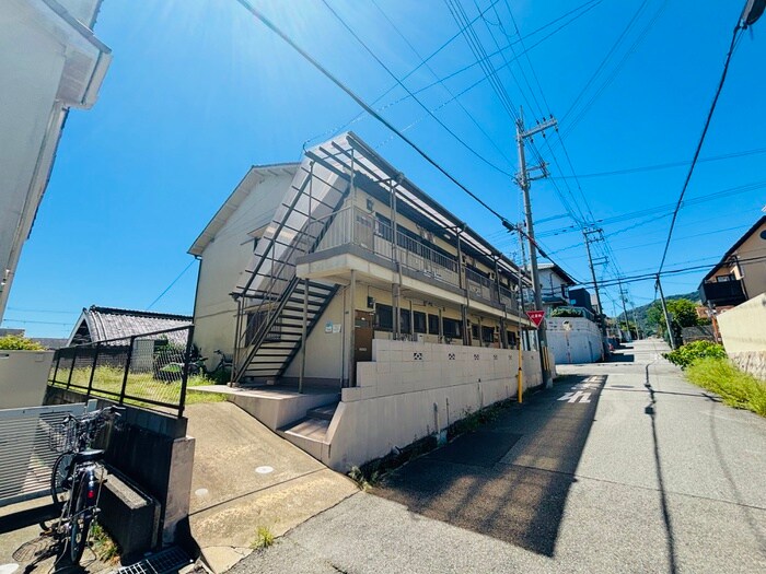 クリアハイツ西平の物件外観写真