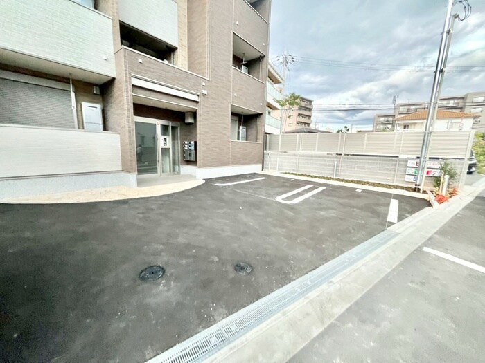 コネホ136の物件外観写真