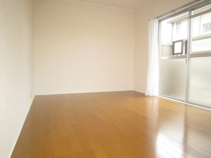 ドム－ルアヤメの物件内観写真