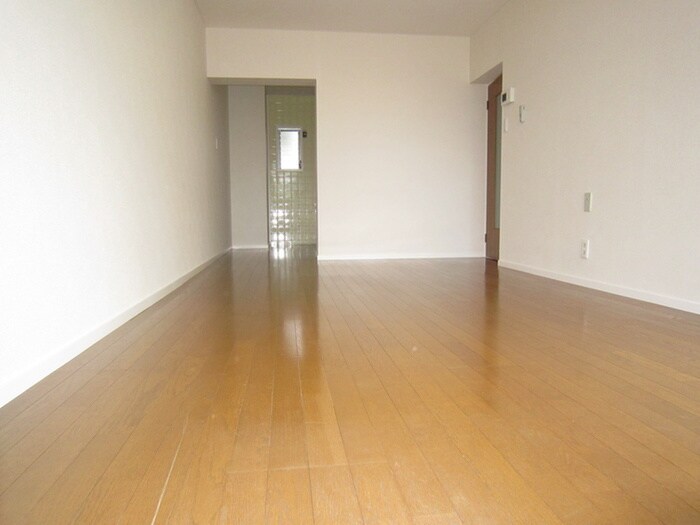 ドム－ルアヤメの物件内観写真