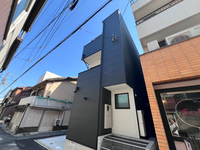 CASA出屋敷駅前の物件外観写真