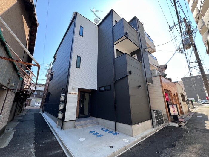 CASA出屋敷駅前の物件外観写真