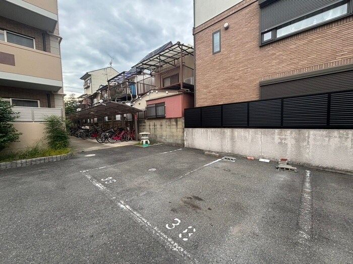 メイプルリーフ嵯峨野の物件外観写真