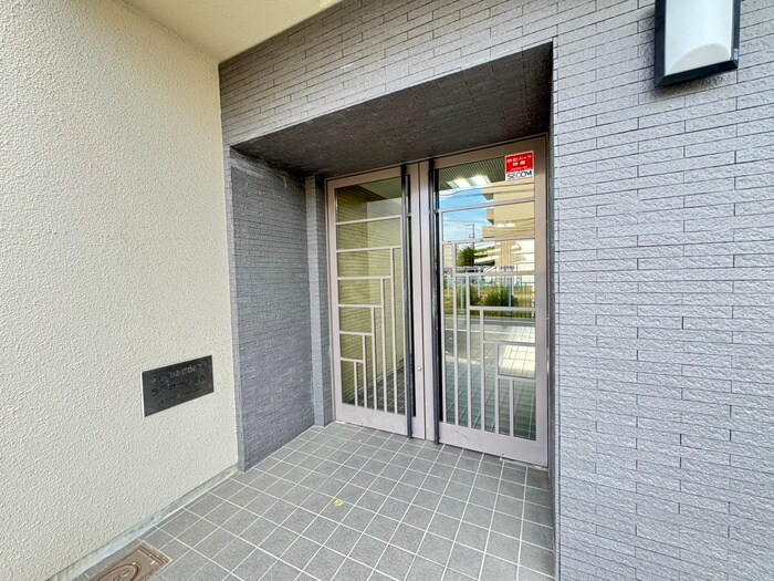 ラフォーレ住吉の物件外観写真