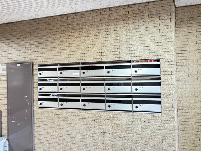 ラフォーレ住吉の物件外観写真