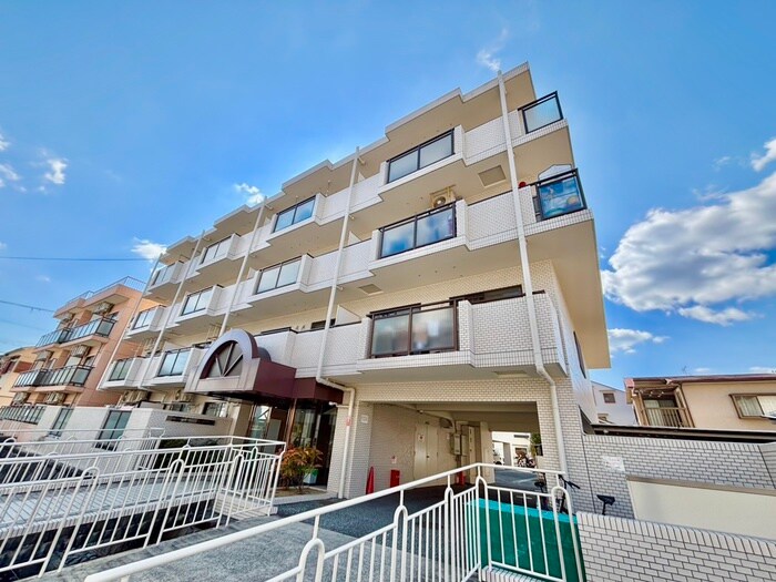 ビューハイツプリムラの物件外観写真