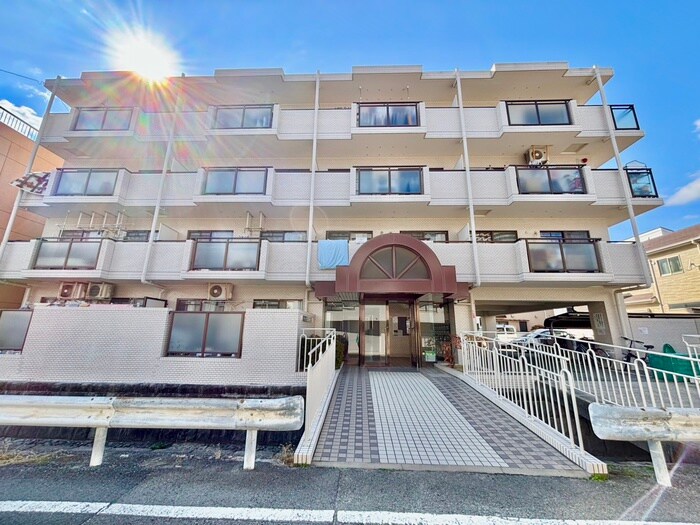 ビューハイツプリムラの物件外観写真