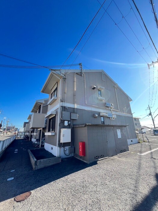 コスモ二色浜Ⅰの物件外観写真