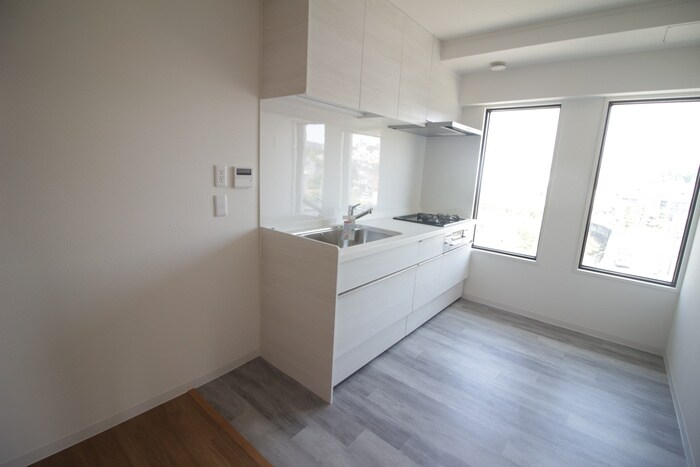 サンクレール本多聞の物件内観写真