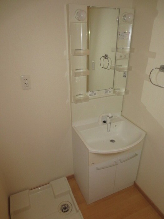 プレミール壱番館の物件内観写真