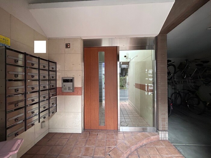 エリーフラッツ嵐山の物件外観写真