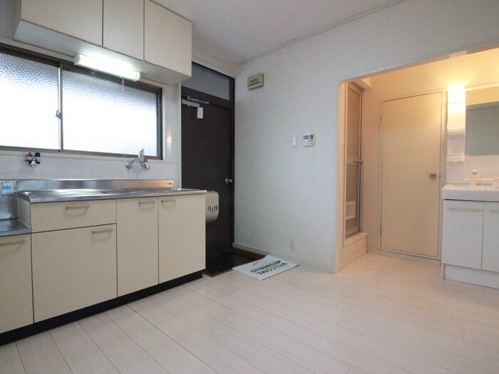 コーポ東代の物件内観写真