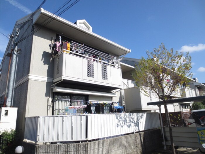 タウンホームツツミＣ棟の物件外観写真