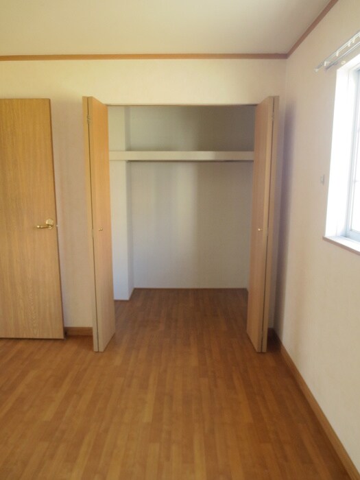 マーベラスコートの物件内観写真