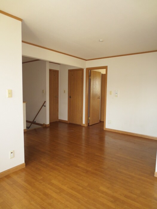 マーベラスコートの物件内観写真