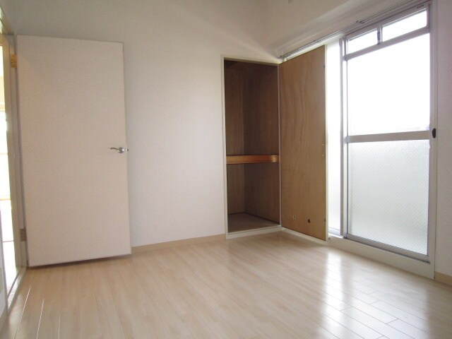 ロイヤルコート東巽の物件内観写真