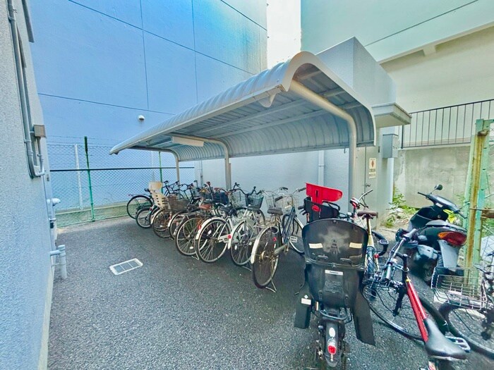 ロイヤルコート東巽の物件外観写真