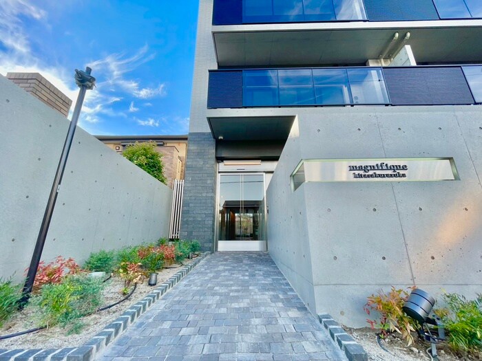 magnifique北桜塚の物件外観写真