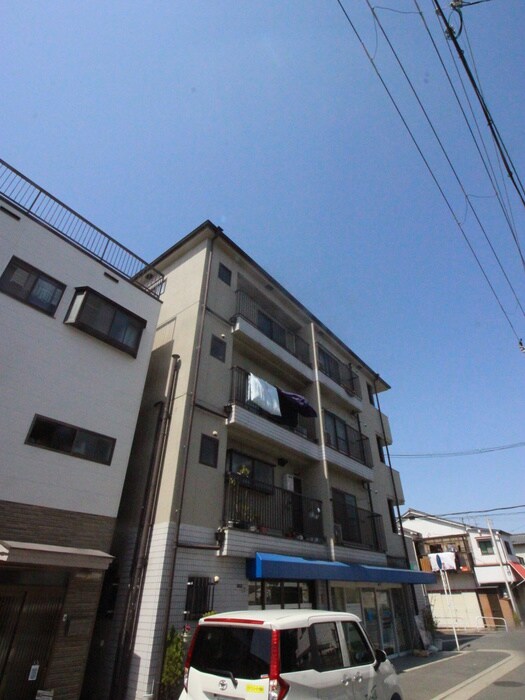 パレ・ジュ－ヌの物件外観写真