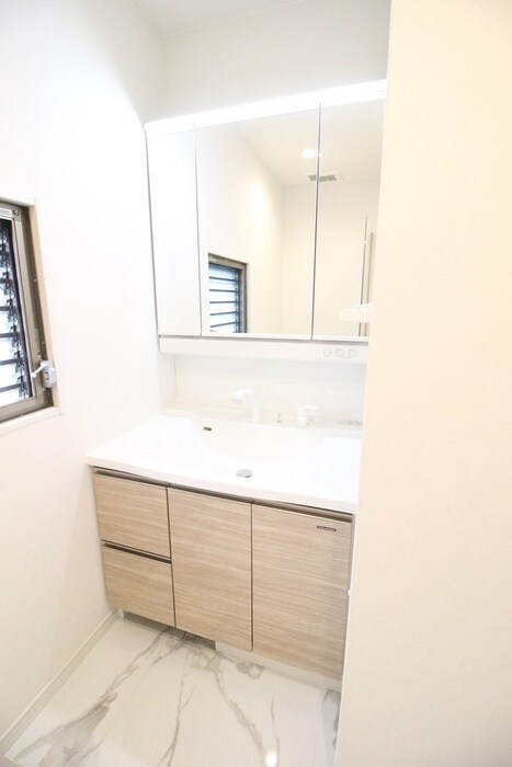 La Fite KARASUMAの物件内観写真