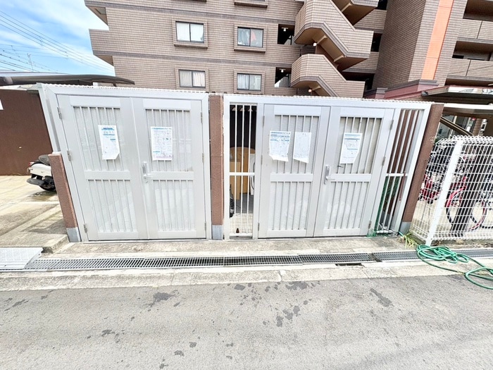 久光マンションの物件外観写真