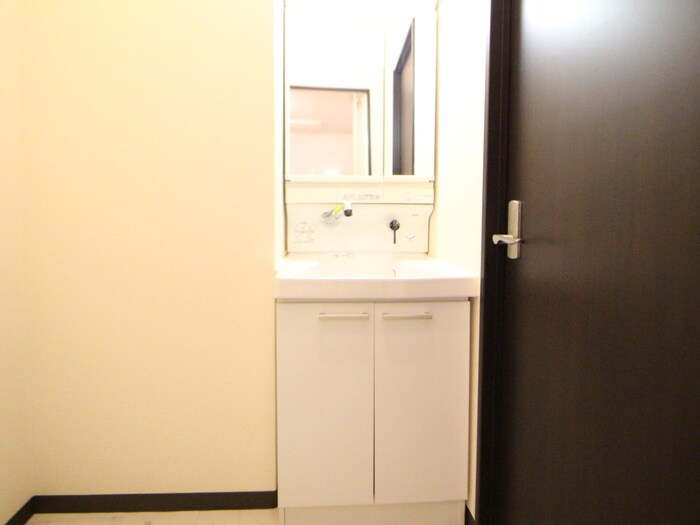 シャルムコートの物件内観写真