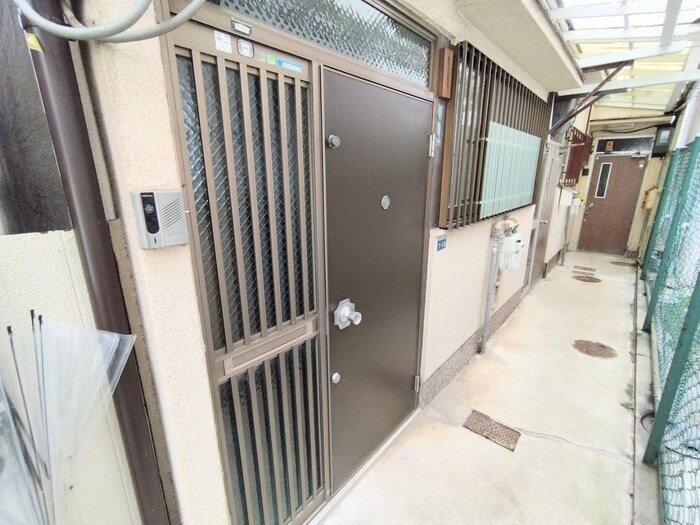 山本通５丁目テラスハウスの物件外観写真