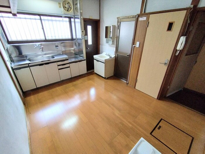 山本通５丁目テラスハウスの物件内観写真