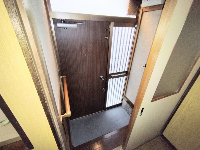 山本通５丁目テラスハウスの物件内観写真