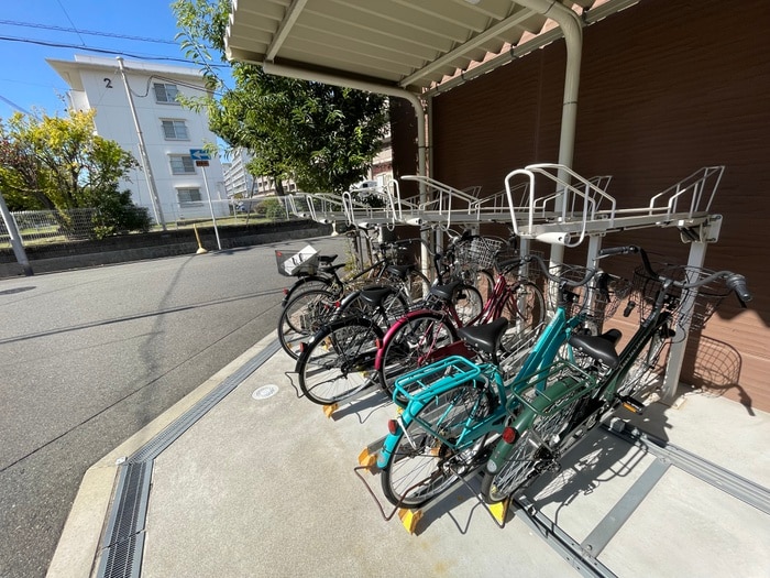 アメニティ西田辺の物件外観写真