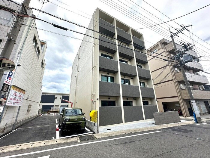 ARCA山科の物件外観写真